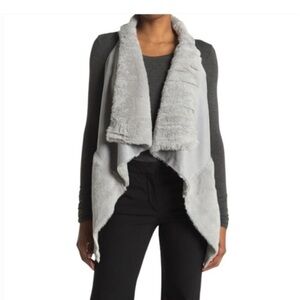 NWOT CoffeeShop Gray Faux Fur & Suede Vest